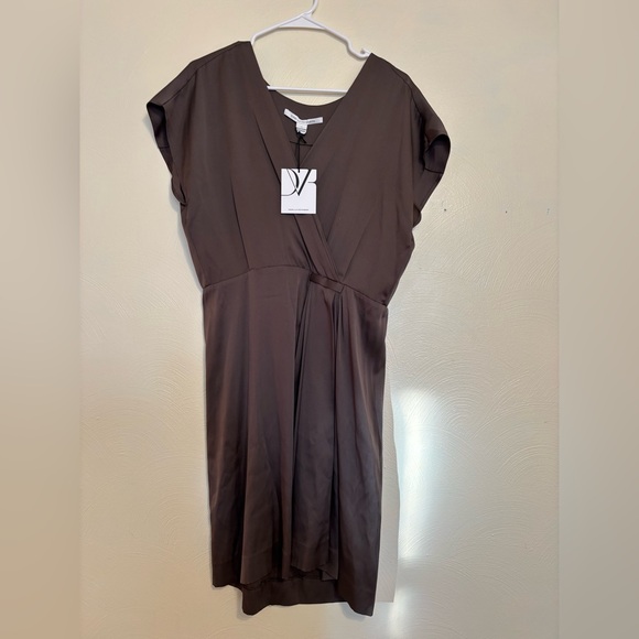 Diane Von Furstenberg Dresses & Skirts - Diane von Furstenberg Akari Dress Slate Brown Size 12 NWT